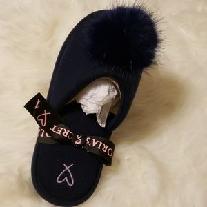 Victoria Secret Black Pom Pom Slippers (7/8)